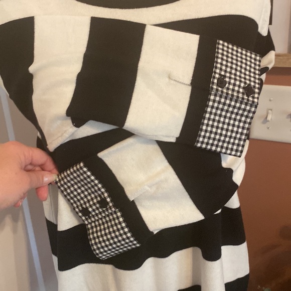Talbots | black & white | wide stripes | M | gingham cuff detail | sweater - Picture 3 of 11
